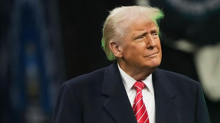 Trump, farmworker rule, H‑2A, Biden-era regulation, Department of Labor, workplace organizing, field assistance bulletin, legal uncertainty, immigration policy, farm labor