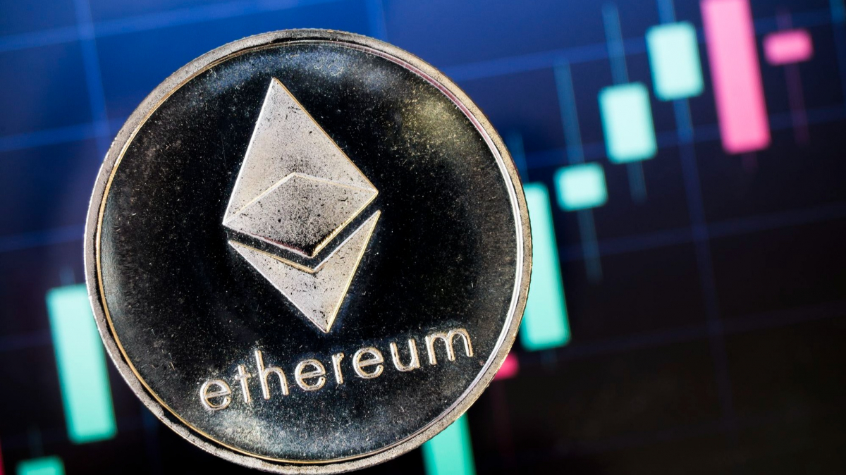 Ethereum drop, Ethereum price, crypto market, cryptocurrency, digital assets, Bitcoin, market rout, Ethereum sell‑off, ETH price crash, DeFi