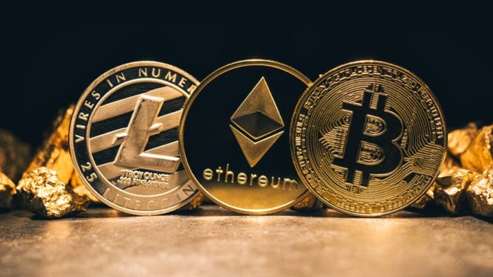 Bolivia, cryptocurrency, crypto transactions, ban lifted, Bolivian economy, Bitcoin, Ethereum, digital currency, blockchain