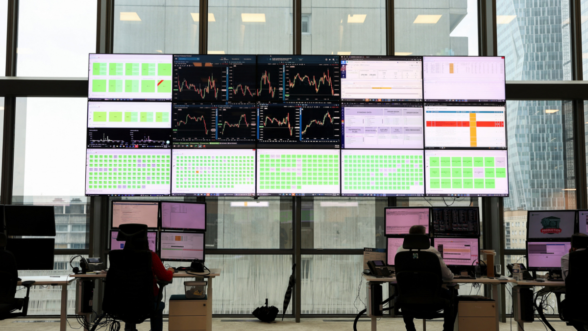 French stock market, CAC 40, political turmoil, France economy,impact of political turmoil on French stock market, effect of domestic politics on France&rsquo;s CAC 40 index, analyzing France&rsquo;s political instability and market performance, French stock market reaction to political uncertainty, how political turmoil affects CAC 40 performance