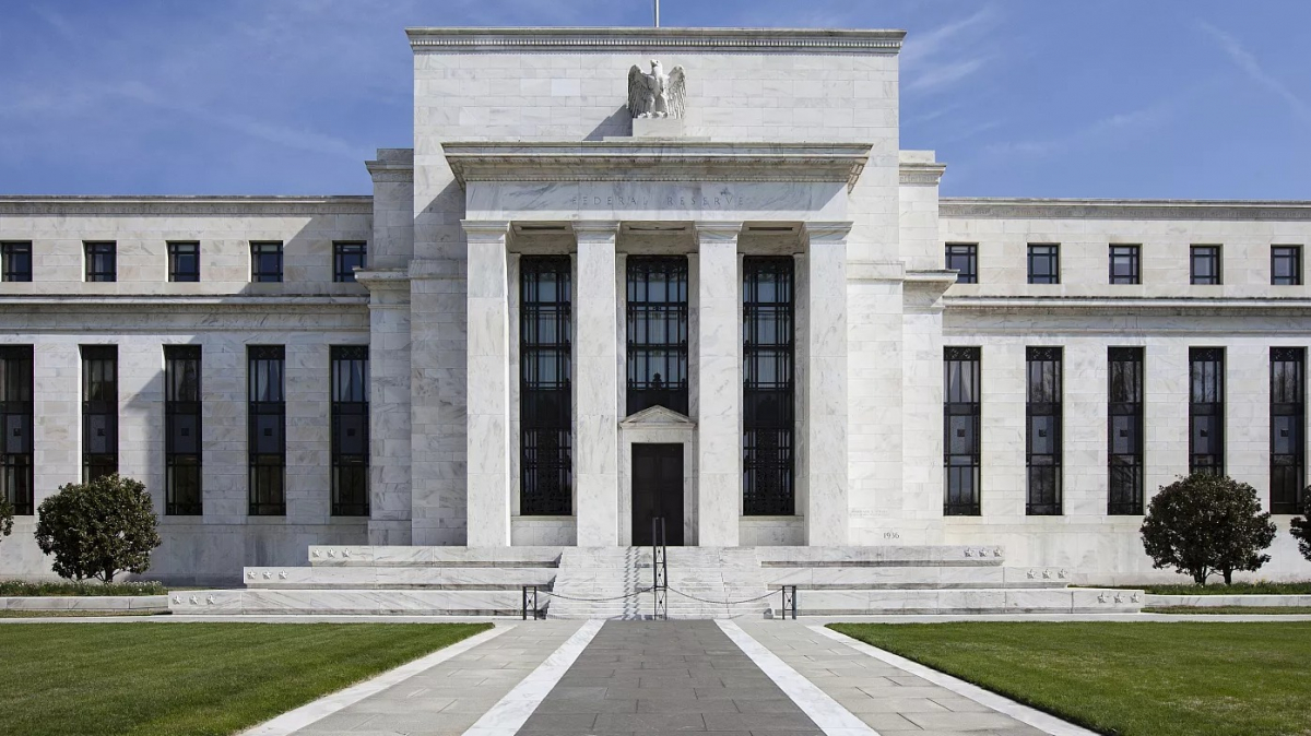 oil price decline, Fed meeting, crude oil futures, Brent crude, WTI, Federal Reserve policy, interest rates, global oil demand, energy market trends, China economic data